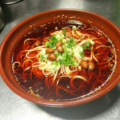 成都麵食香蕉视频成人學校哪家好？四川麵館麵條香蕉视频成人